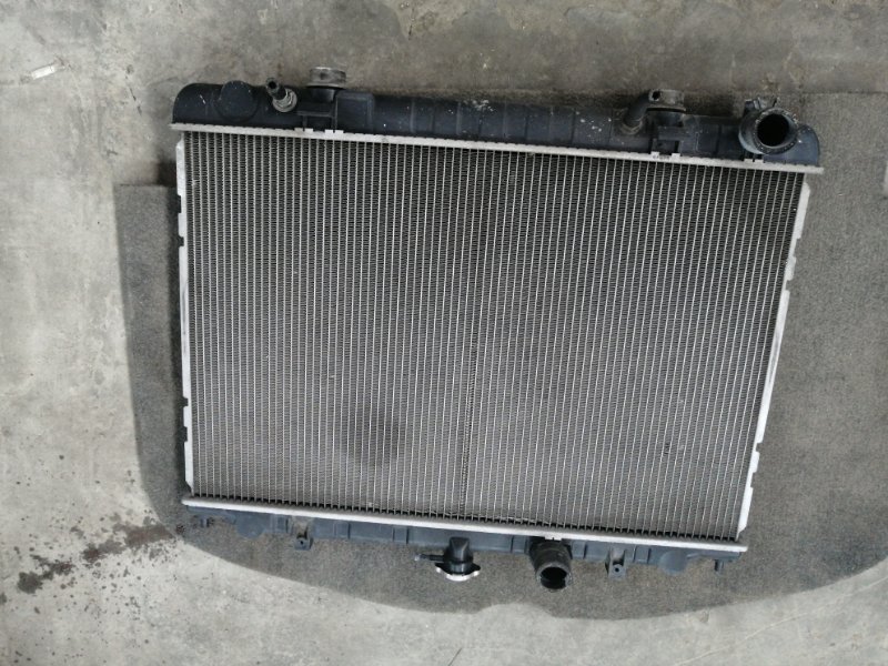Радиатор двс Nissan Serena C24 QR20 (б/у)