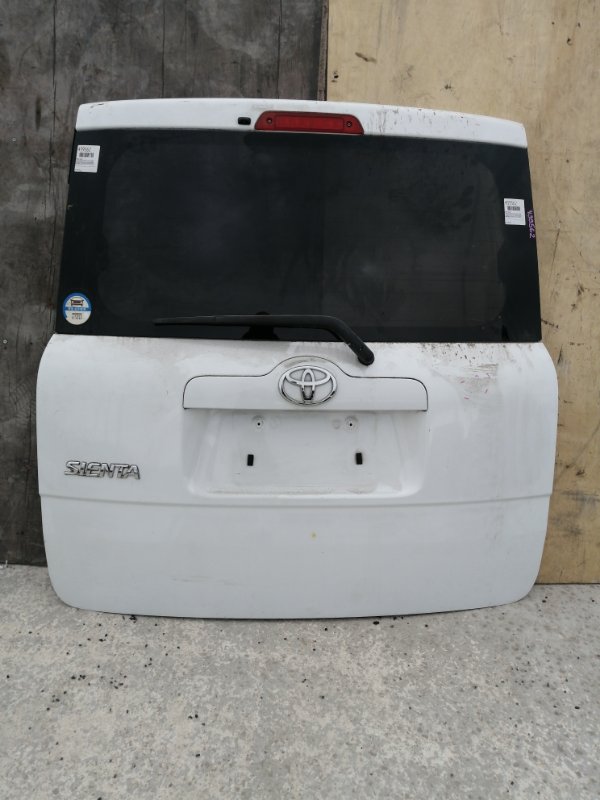 Дверь багажника Toyota Sienta NCP81 (б/у)