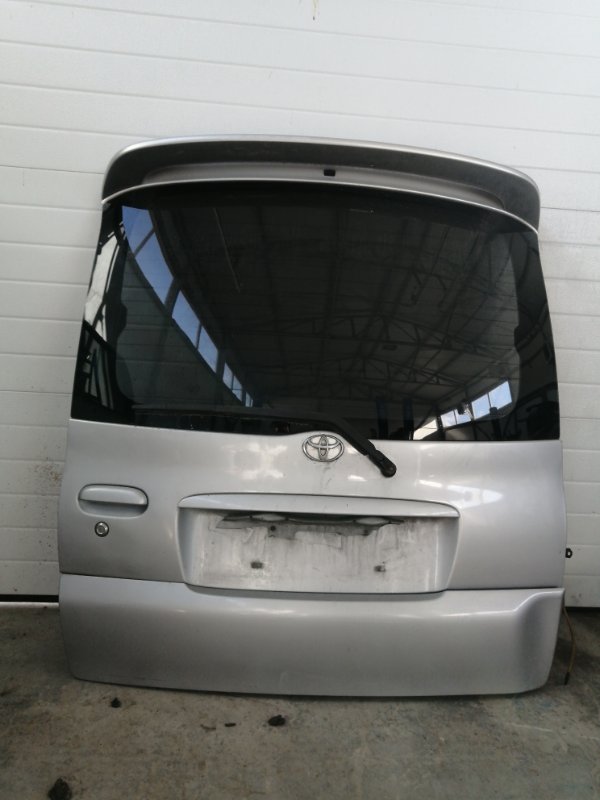 Дверь багажника Toyota Funcargo NCP20 (б/у)