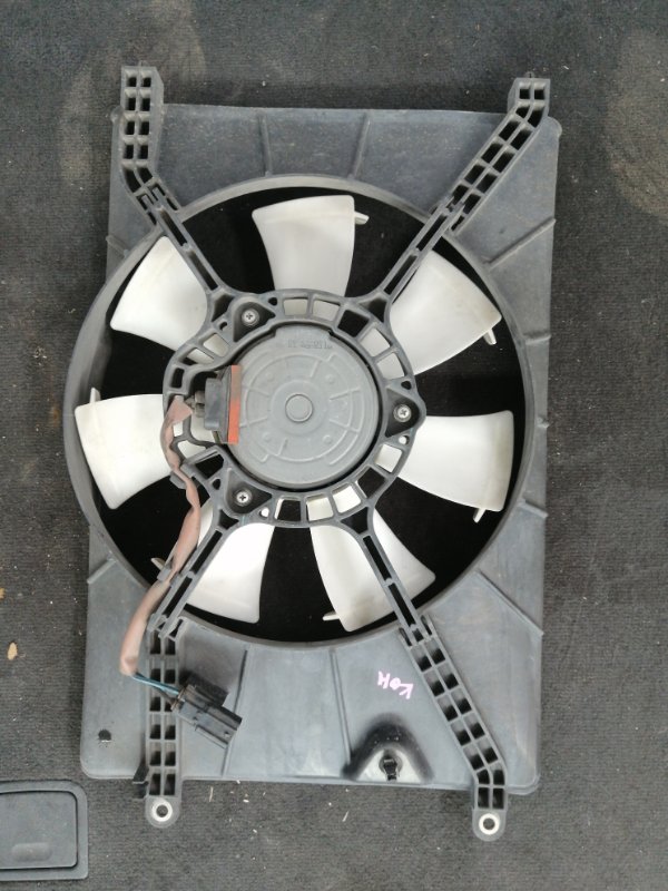 Диффузор радиатора Honda Stepwgn RK5 передний (б/у)