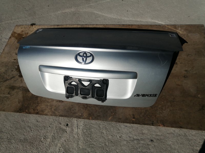 Крышка багажника Toyota Avensis AZT250 (б/у)
