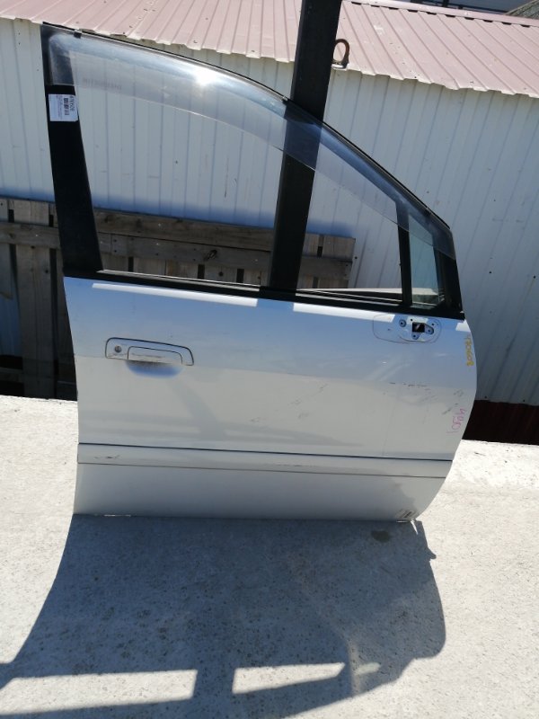 Дверь Mitsubishi Chariot Grandis N84W передняя правая (б/у)