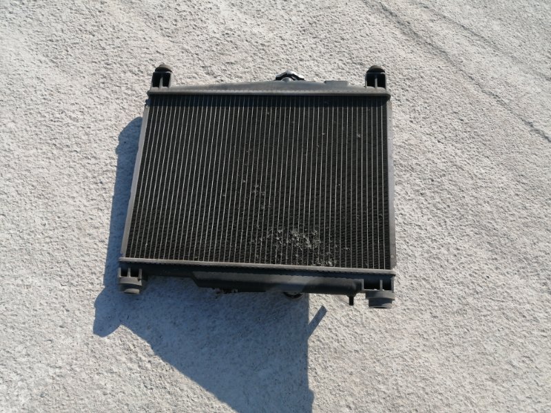 Радиатор двс Toyota Vitz SCP10 1SZ-FE (б/у)