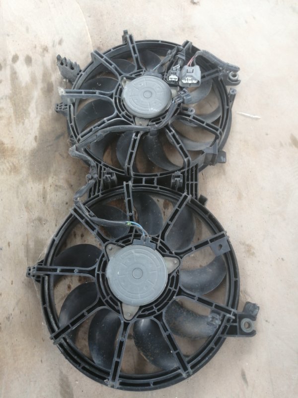 Диффузор радиатора Infiniti G35 V36 (б/у)