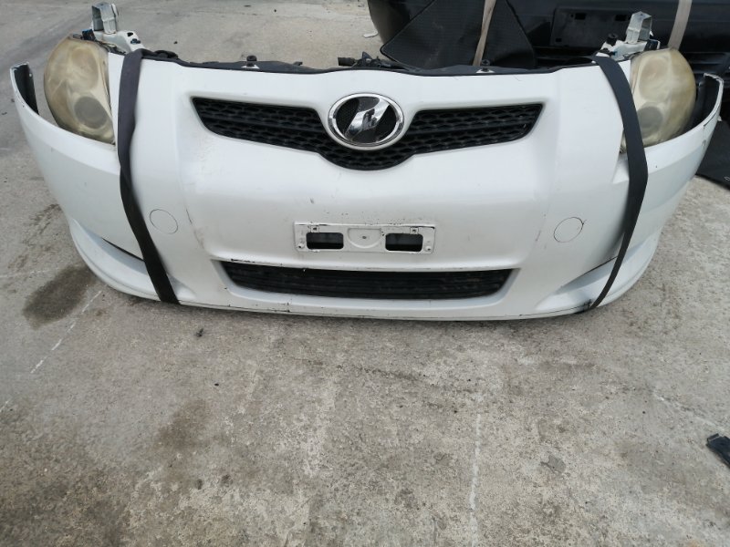 Nose cut Toyota Auris NZE151 (б/у)