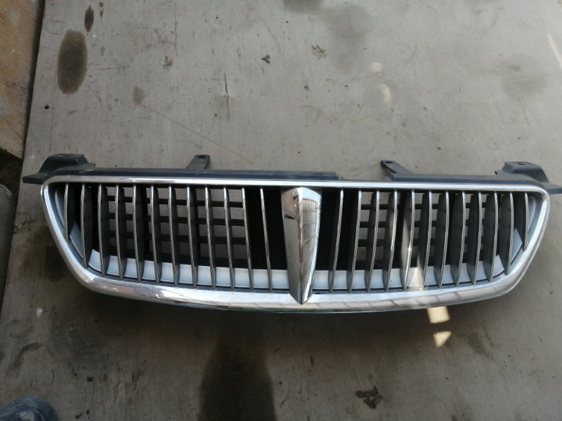 Решетка радиатора Nissan Bluebird Sylphy G10 (б/у)