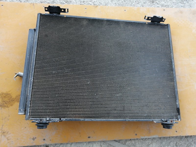 Радиатор кондиционера Toyota ALPHARD MNH10 1MZ-FE (б/у)