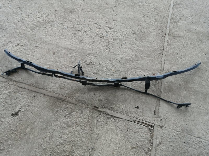 Планка под фару Toyota ALPHARD ANH10 (б/у)