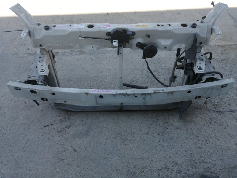 Рамка радиатора Toyota RAUM NCZ20 (б/у)