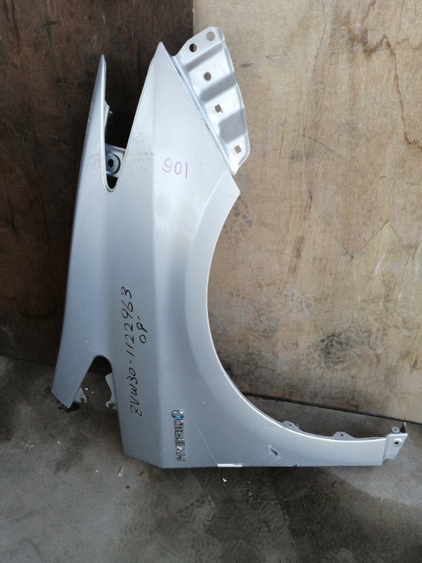 Крыло Toyota PRIUS ZVW30 переднее правое (б/у)