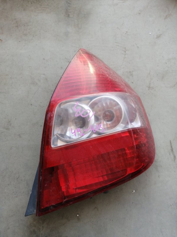 Стоп-сигнал HONDA Fit GD1 задний правый (б/у)