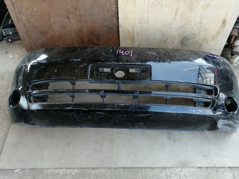 Бампер Nissan SERENA C25 передний (б/у)