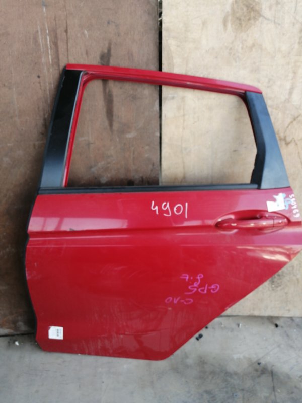 Дверь HONDA Fit GP5 задняя левая (б/у)