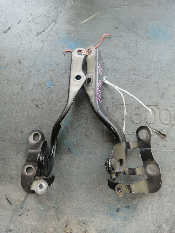 Петля капота Toyota NOAH ZRR70 (б/у)