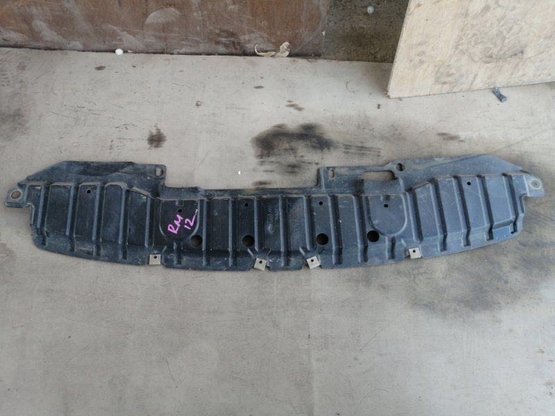 Пыльник бампера NISSAN LIBERTY RM12 передний (б/у)