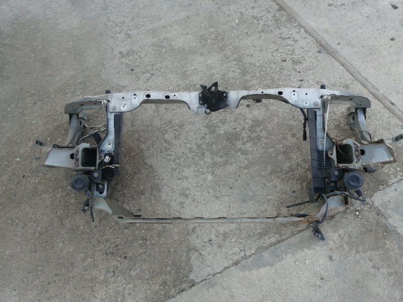 Рамка радиатора HONDA Civic FD (б/у)