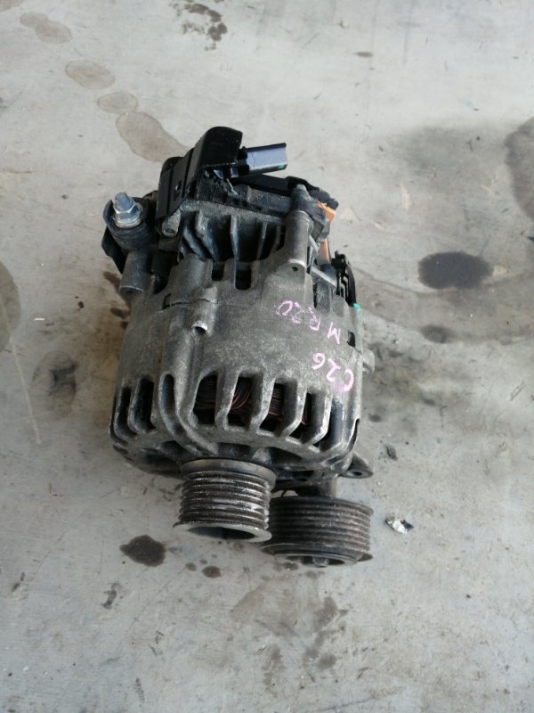 Генератор NISSAN SERENA C26 MR20DD (б/у)