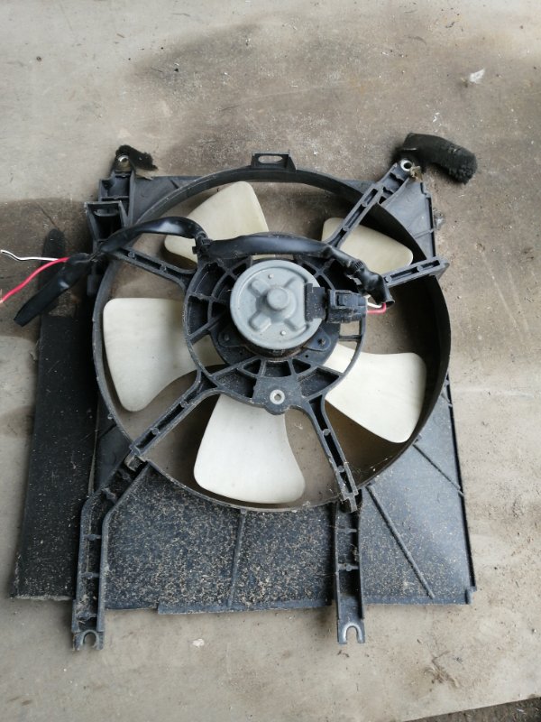 Диффузор радиатора Toyota PASSO KGC10 (б/у)