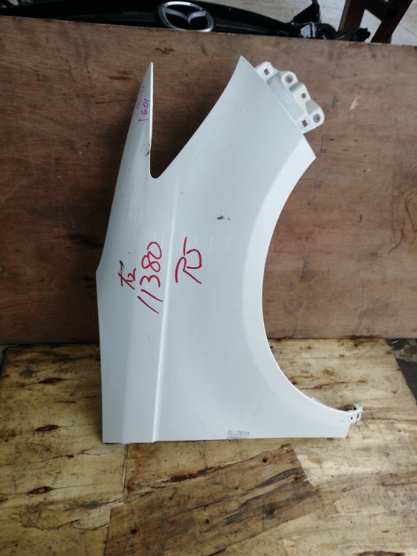 Крыло HONDA ELYSION RR1 переднее правое (б/у)