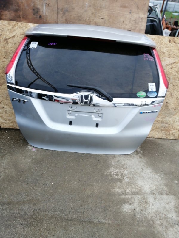 Дверь багажника HONDA Fit GP5 (б/у)