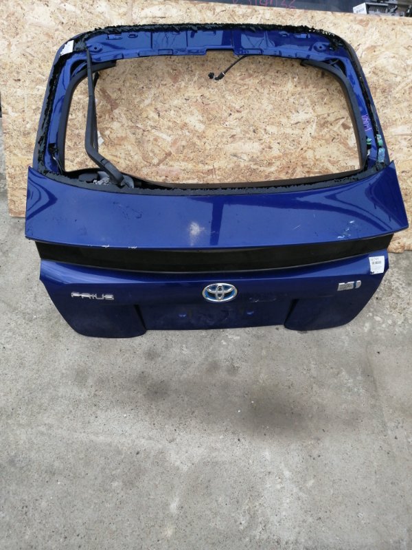 Дверь багажника Toyota PRIUS ZVW50 (б/у)