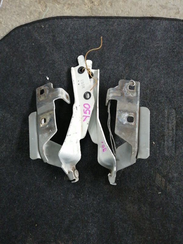 Петля капота NISSAN Fuga Y50 (б/у)