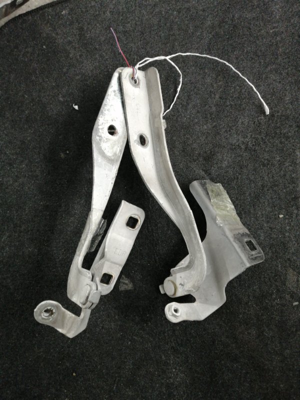 Петля капота NISSAN WINGROAD Y12 (б/у)