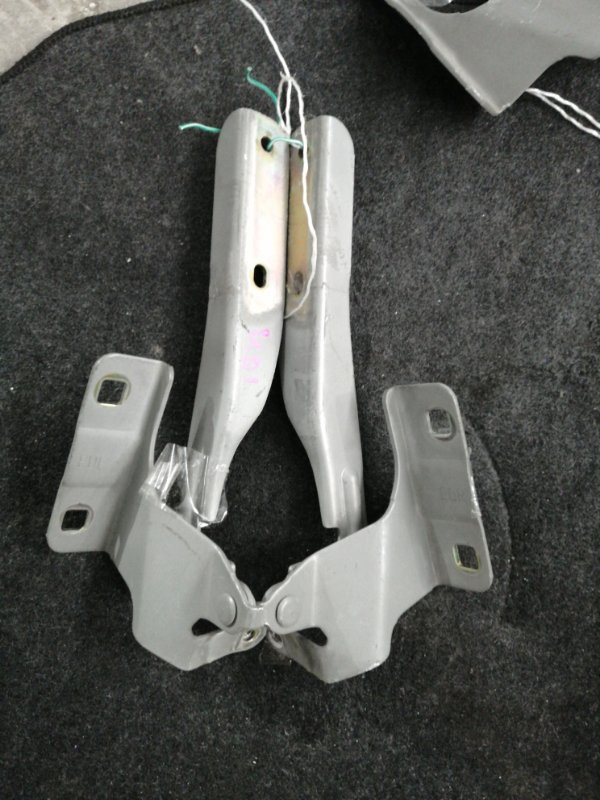 Петля капота NISSAN Tiida C11 (б/у)