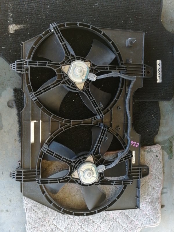 Диффузор радиатора NISSAN SERENA C26 (б/у)