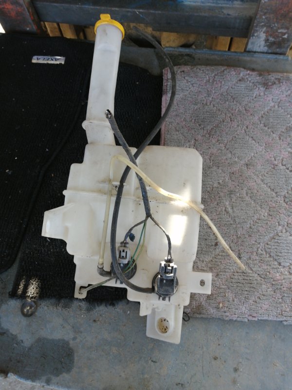 Бачок омывателя Mazda 6 GY (б/у)