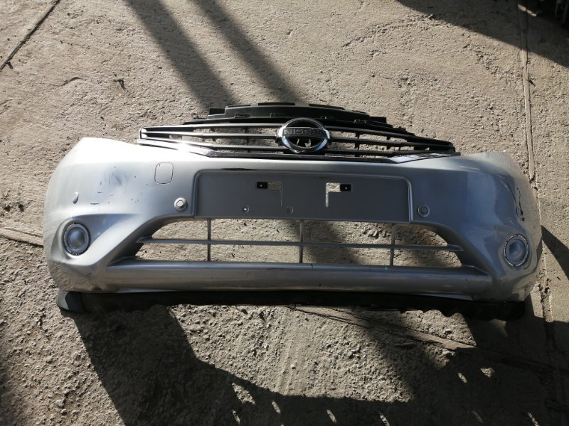 Бампер NISSAN Note E12 передний (б/у)
