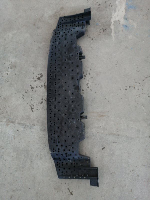 Пыльник бампера NISSAN SERENA C26 передний (б/у)