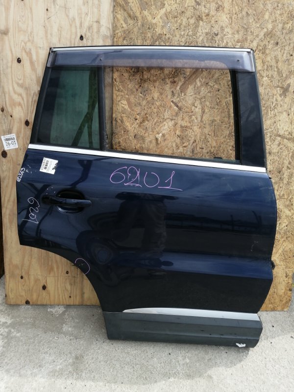 Дверь Volkswagen TIGUAN 5N1 задняя правая (б/у)