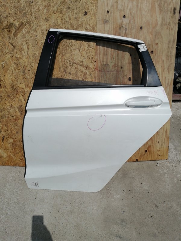 Дверь HONDA SHUTLE GP7 задняя левая (б/у)
