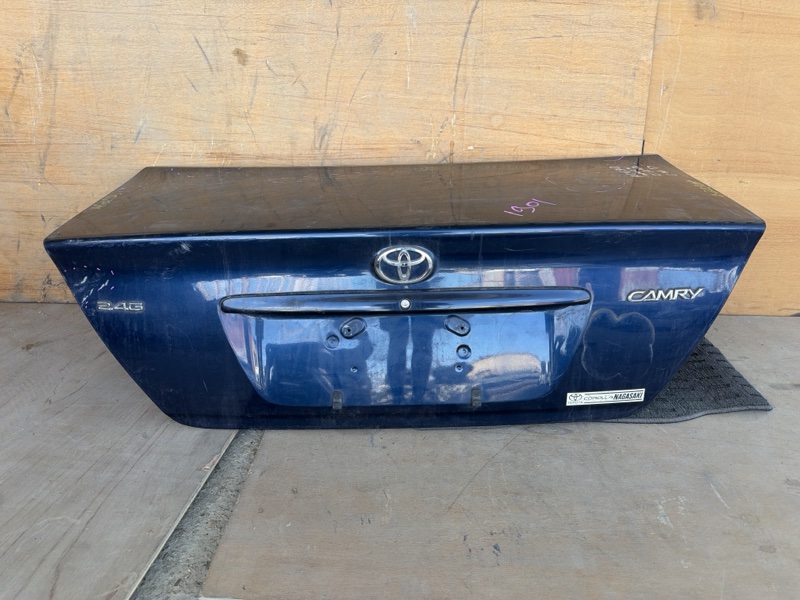 Крышка багажника Toyota Camry ACV30 2004 (б/у)