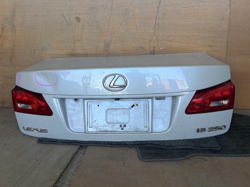 Крышка багажника Lexus IS250 GSE20 2008 (б/у)