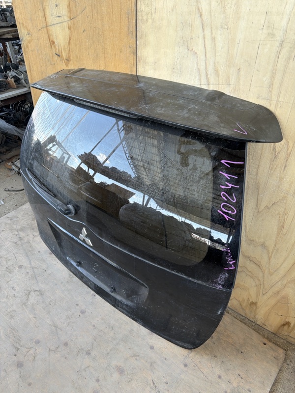 Дверь багажника Mitsubishi Grandis NA4W 2005 (б/у)