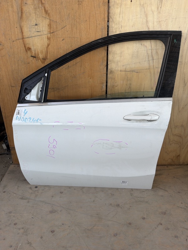 Дверь Mercedes B-класс W246 2011 передняя левая (б/у)