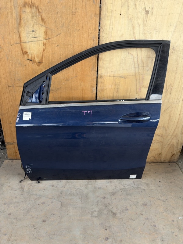Дверь Mercedes B-CLASS W246 2012 передняя левая (б/у)