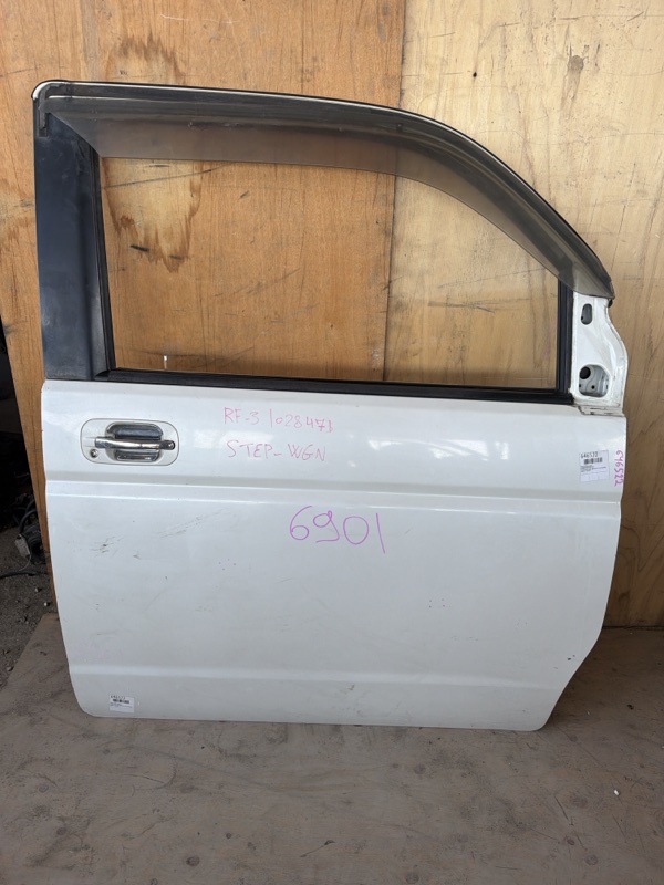 Дверь HONDA STEPWGN RF3 2007 передняя правая (б/у)