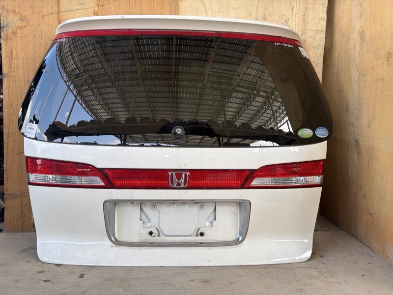 Дверь багажника Honda ELYSION RR1 2006 (б/у)