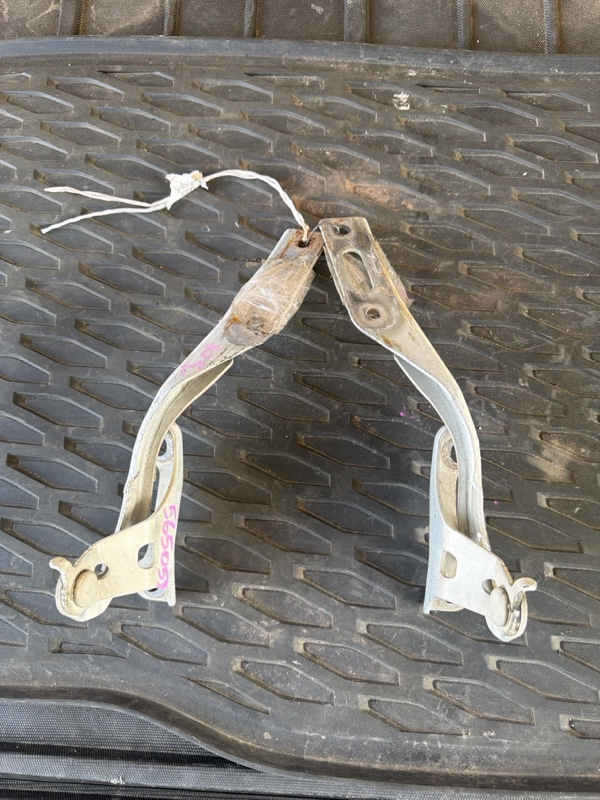 Петля капота Honda STEPWGN RK1 2011 (б/у)