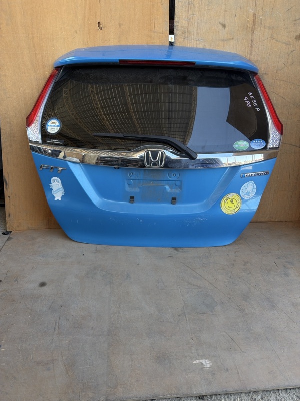 Дверь багажника HONDA FIT GP5 2014 (б/у)