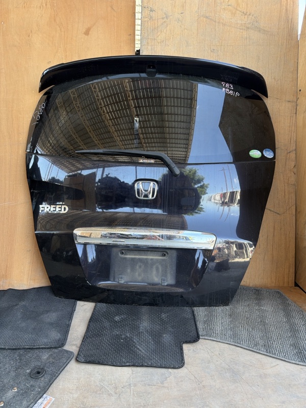 Дверь багажника HONDA FREED GB3 2010 (б/у)
