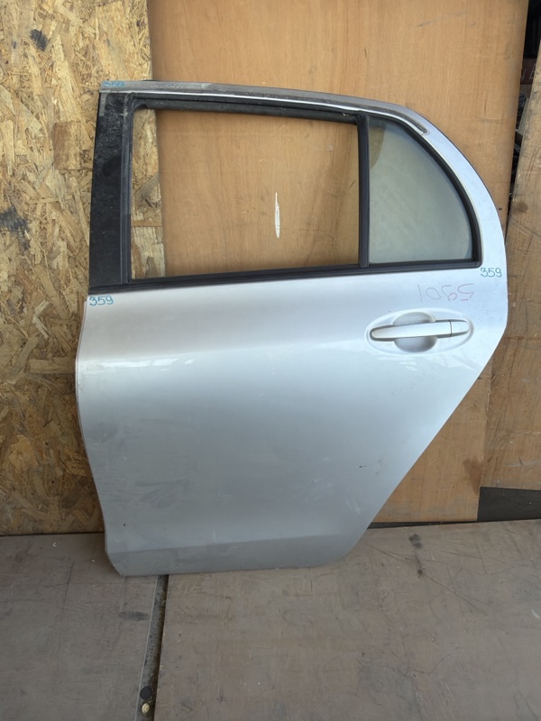 Дверь Toyota Vitz KSP90 2006 задняя левая (б/у)