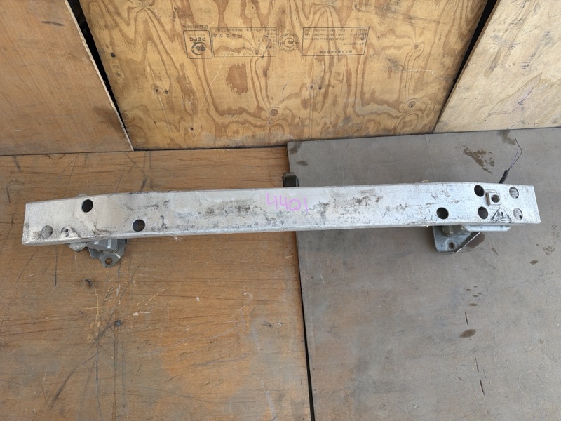 Усилитель бампера NISSAN Note E11 2006 передний (б/у)
