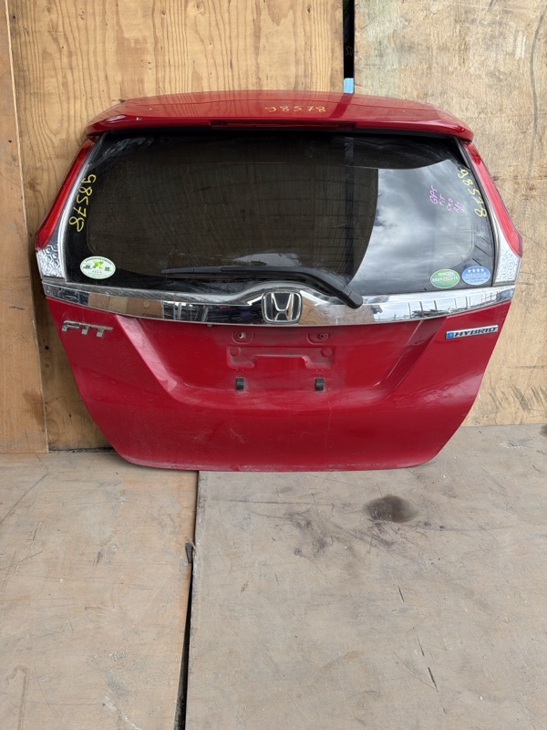 Дверь багажника HONDA FIT GP5 2014 (б/у)
