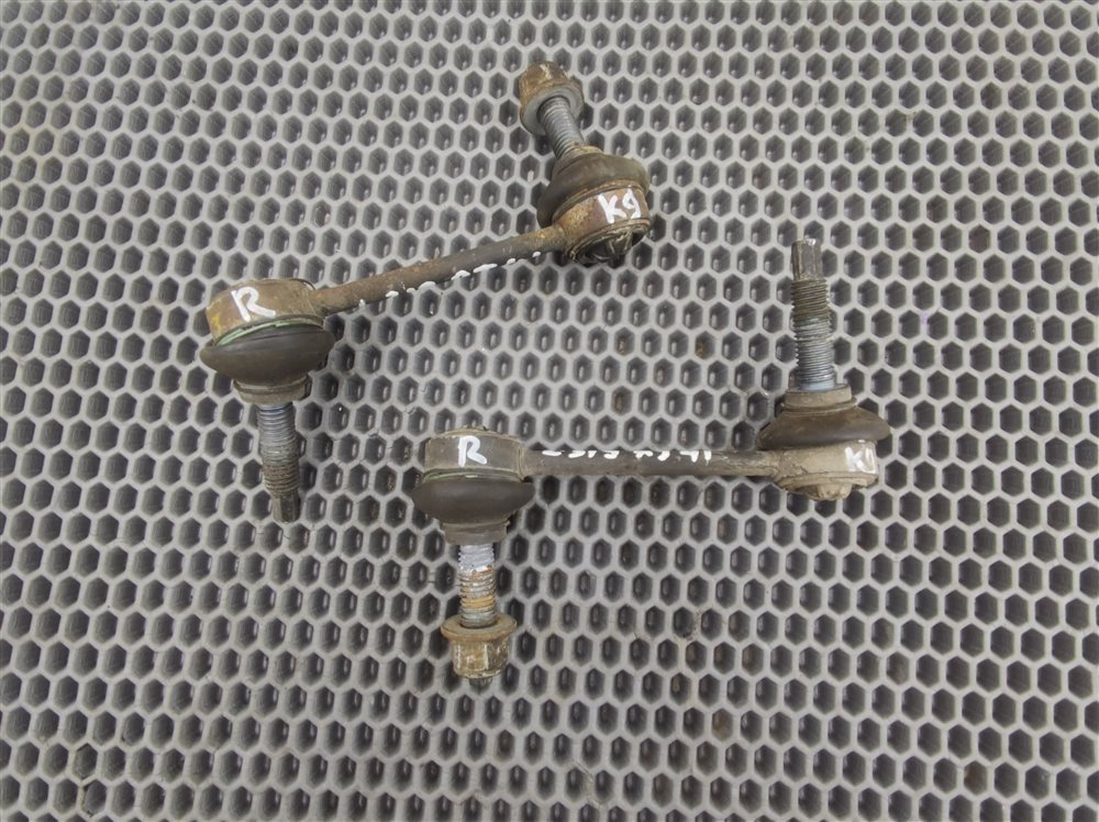 Стойки стабилизатора задние Discovery 2006 L319 AJ41 Стойки стабилизатора задние Discovery 2006 L319 AJ41