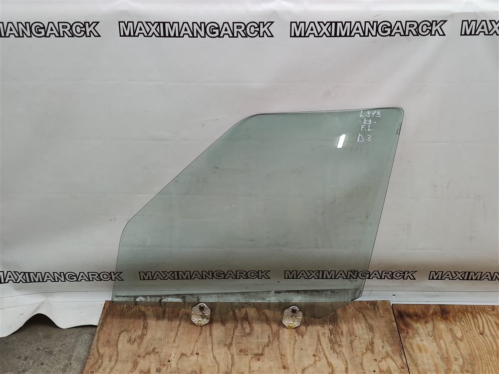 Стекло двери переднее левое Land Rover Discovery 2006 L319 AJ41 CUB500170 контрактная