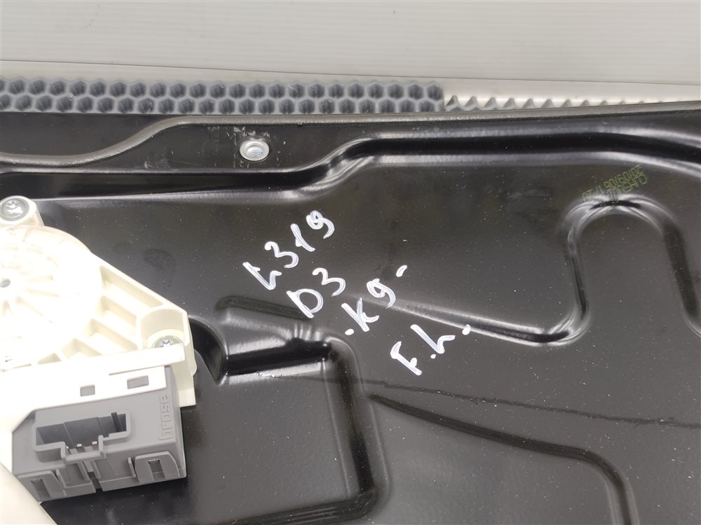 Стеклоподъемник передний левый Discovery 2006 L319 AJ41